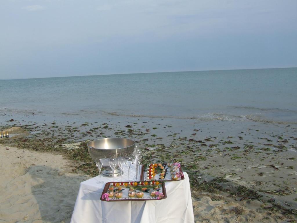 Hotel Le Martray Ars-en-Re Luaran gambar